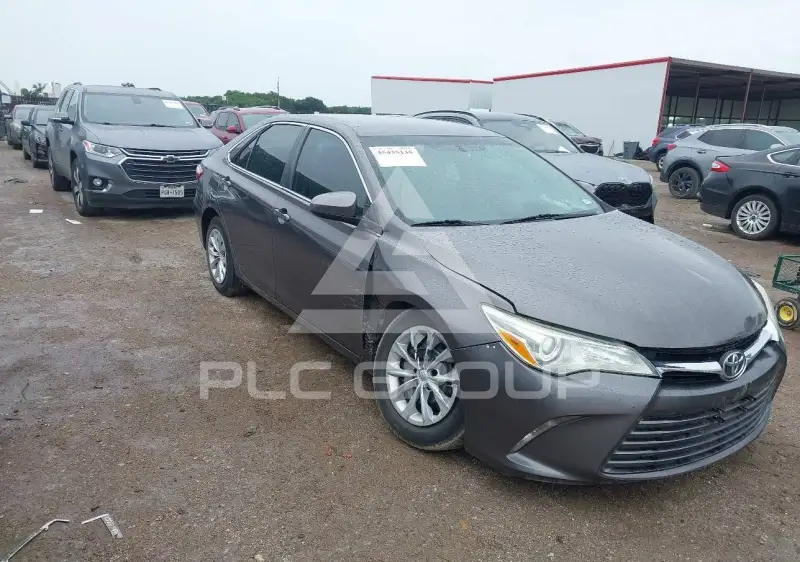 2016 Toyota CAMRY photo