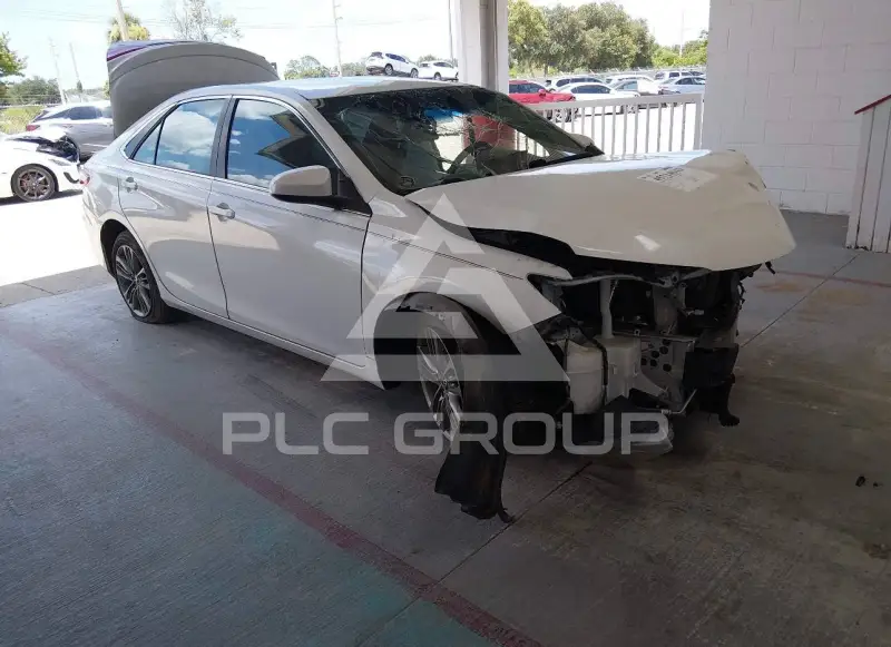 2016 Toyota CAMRY фото
