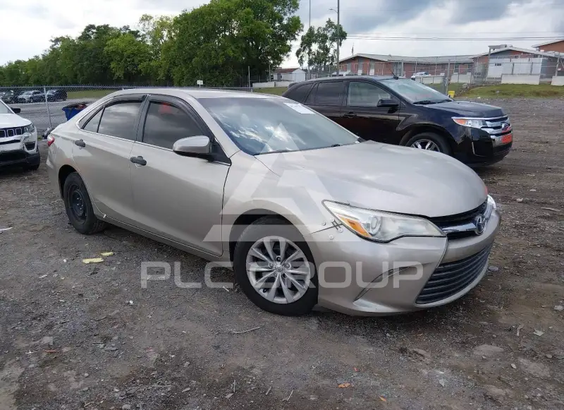 2016 Toyota CAMRY фото