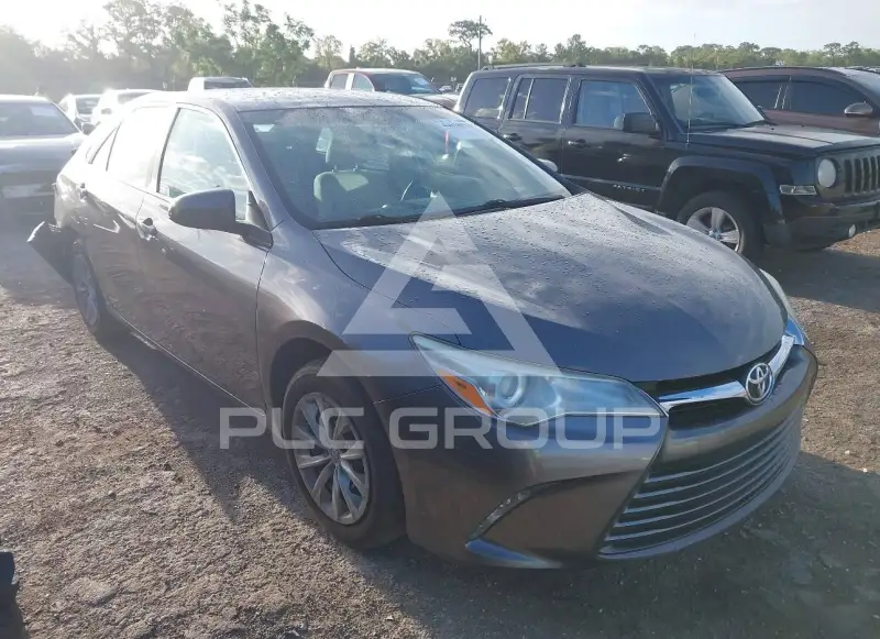 2016 Toyota CAMRY фото