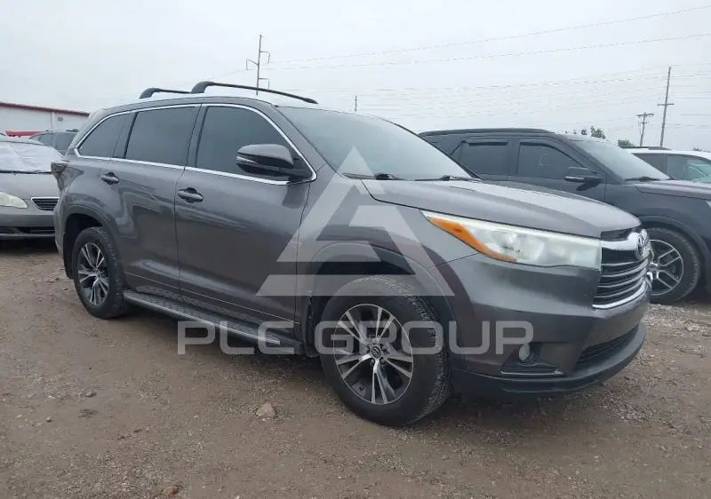2016 Toyota Highlander фото