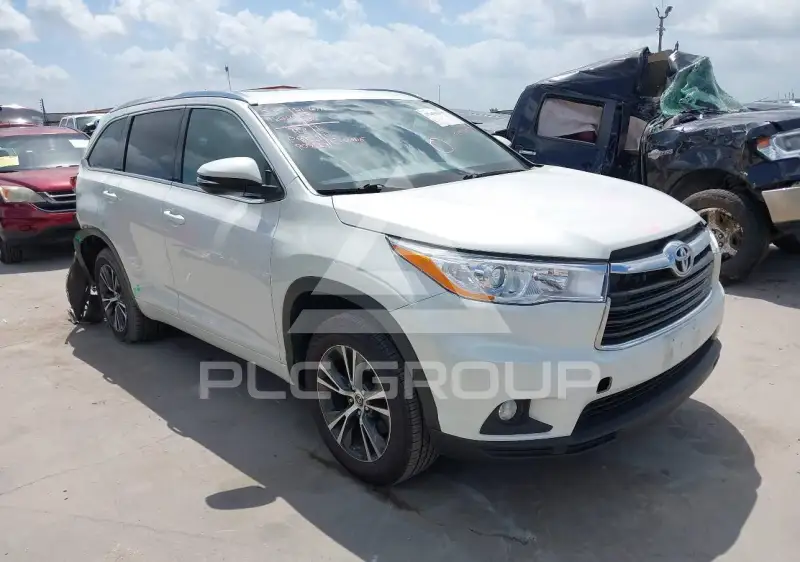 2016 Toyota Highlander фото