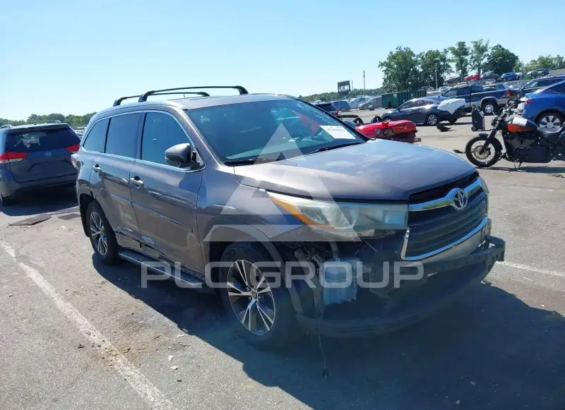 2016 Toyota Highlander фото