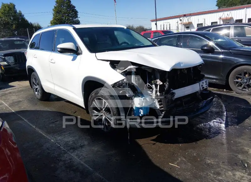 2016 Toyota Highlander фото