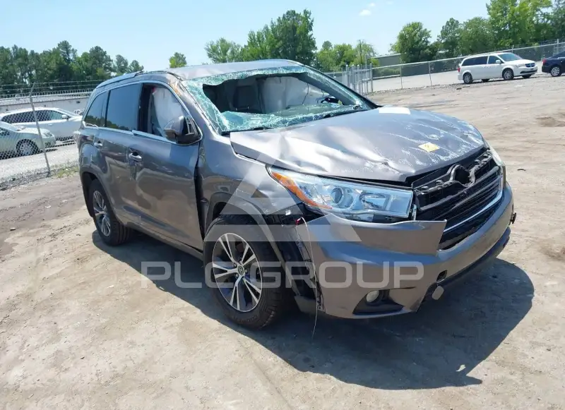 2016 Toyota Highlander фото