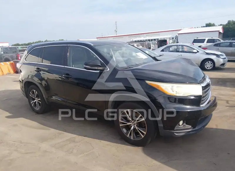 2016 Toyota Highlander фото
