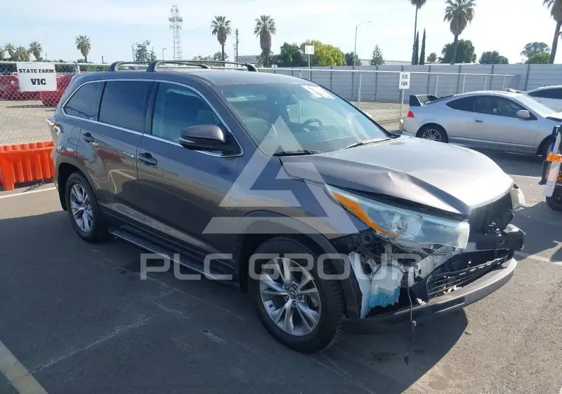 2016 Toyota Highlander фото