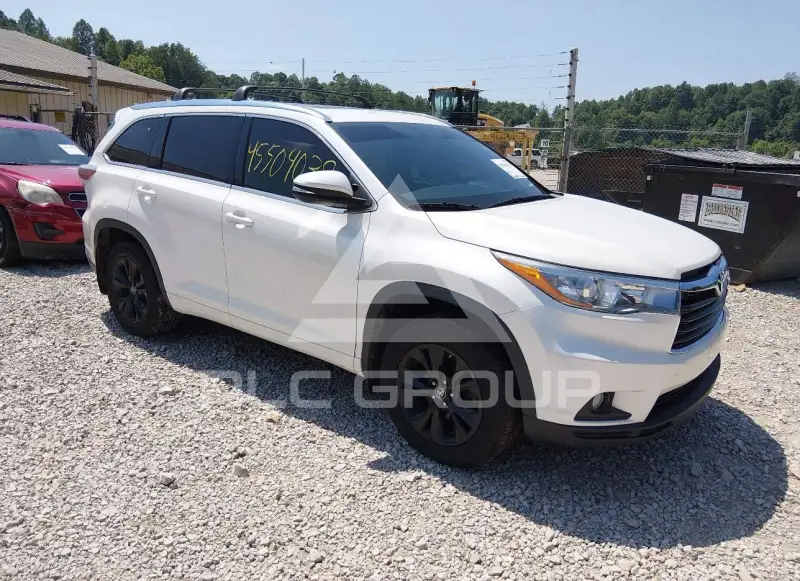 2016 Toyota Highlander фото