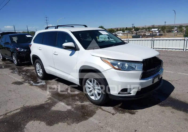 2016 Toyota Highlander photo