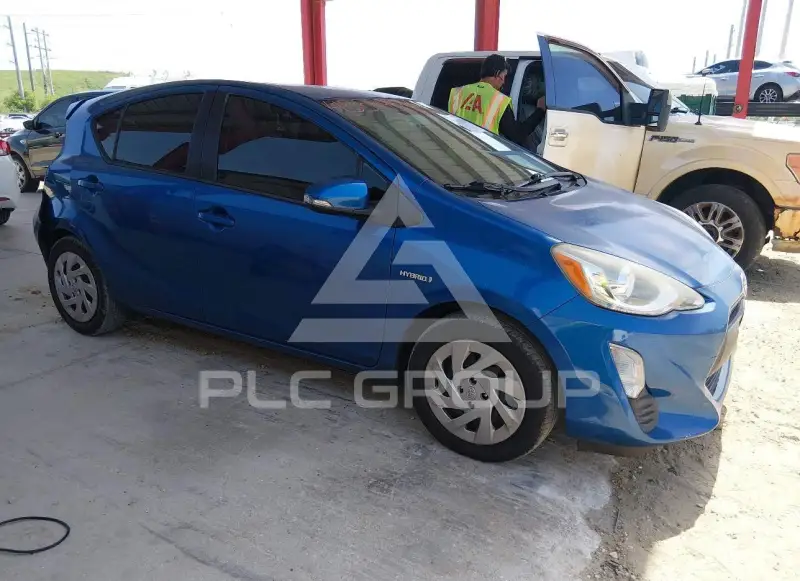 2016 Toyota PRIUS фото