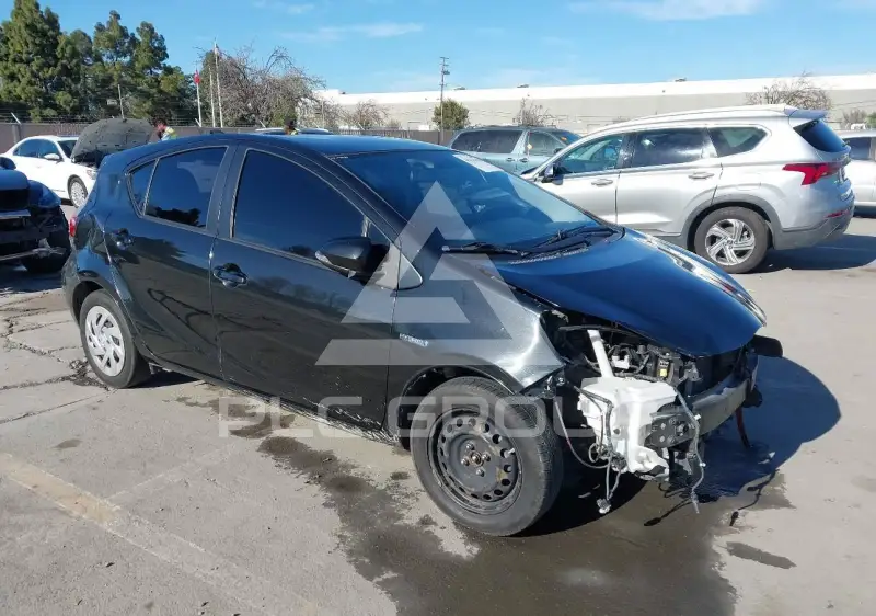 2016 Toyota PRIUS фото
