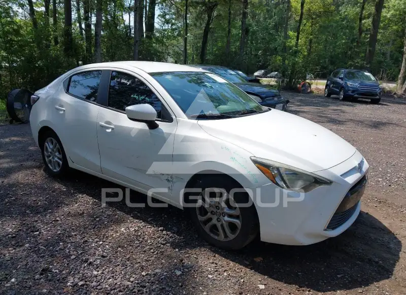 2016 Toyota SCION photo