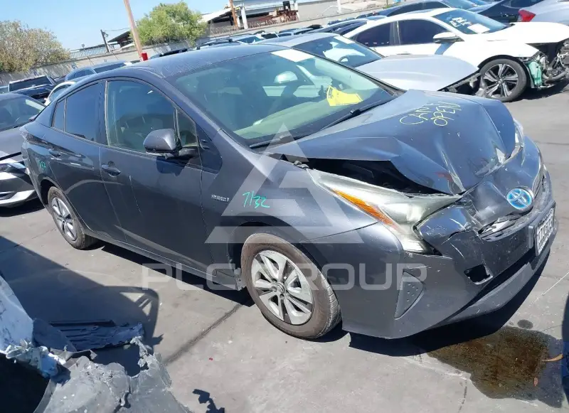 2016 Toyota PRIUS фото