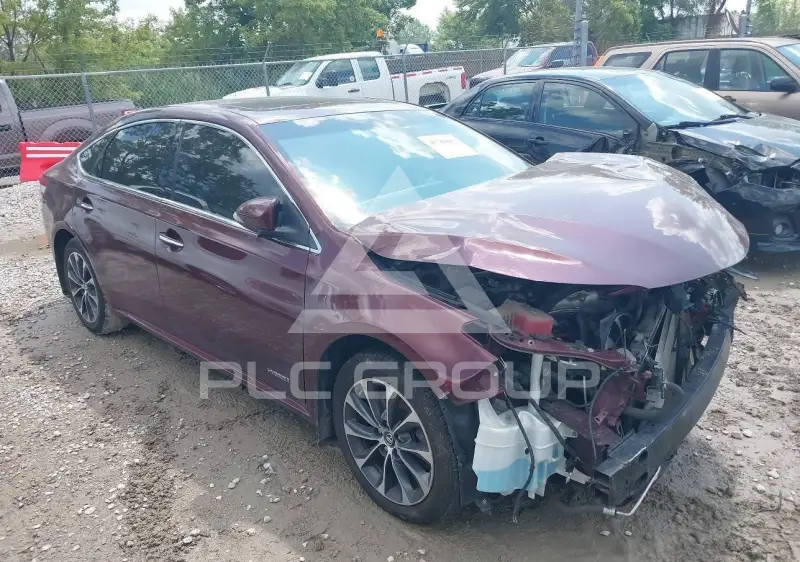2016 Toyota AVALON photo