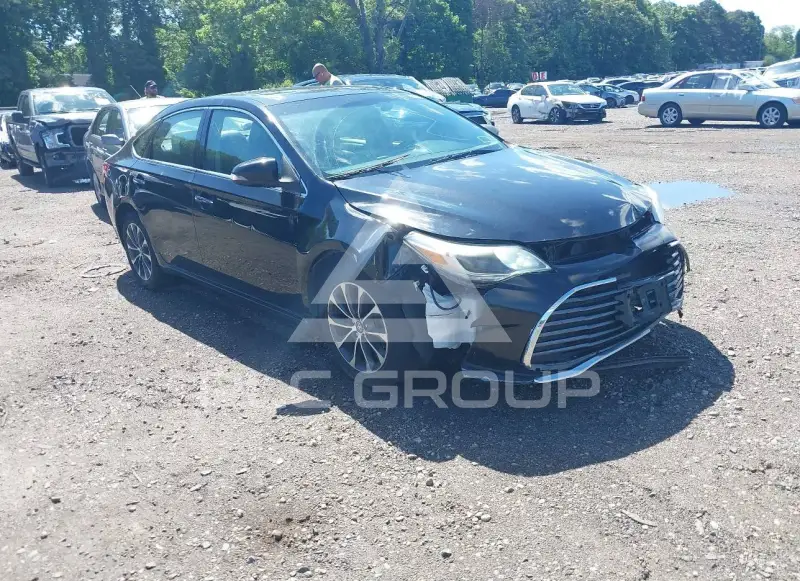 2016 Toyota AVALON photo