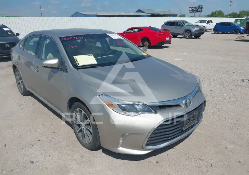 2016 Toyota AVALON фото