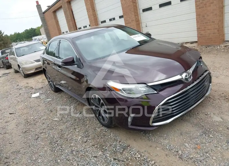 2016 Toyota AVALON photo