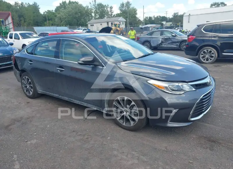 2016 Toyota AVALON photo
