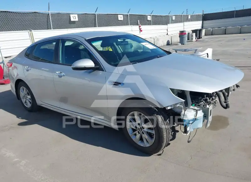 2016 KIA Optima photo