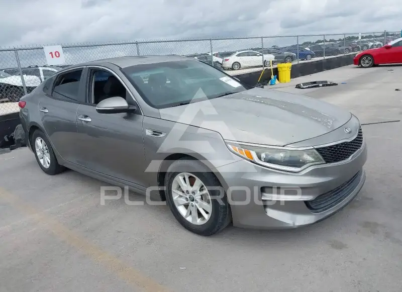 2016 KIA Optima photo