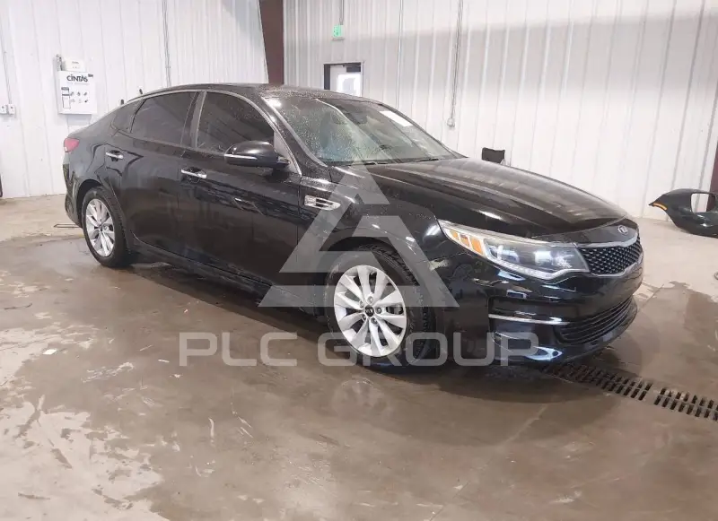 2016 KIA Optima фото