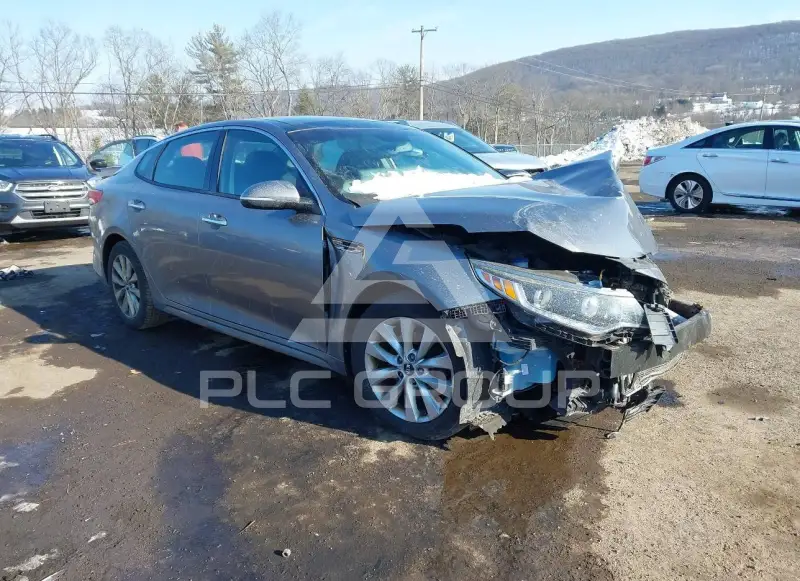 2016 KIA Optima photo
