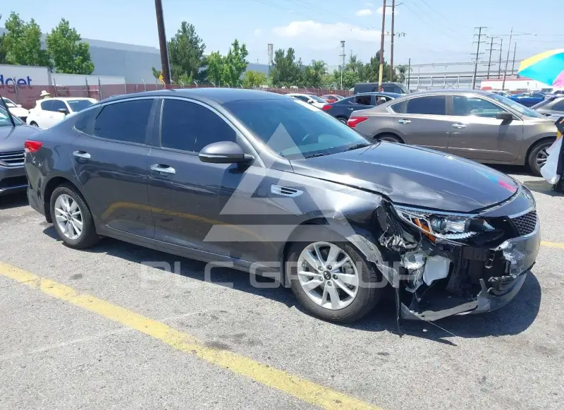 2016 KIA Optima фото