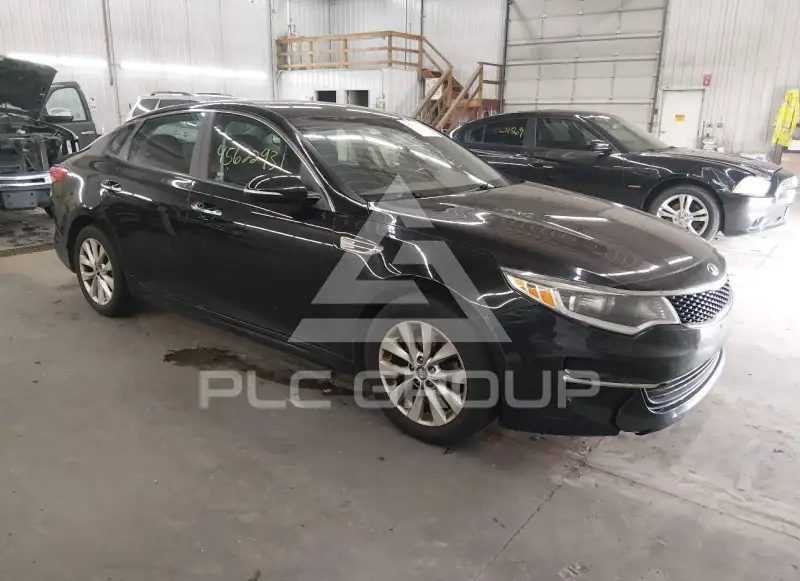 2016 KIA Optima фото