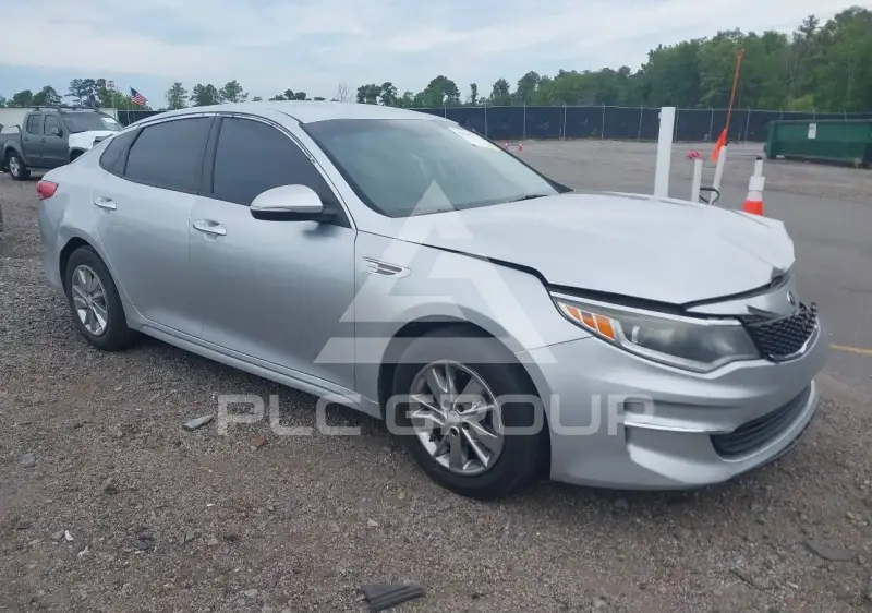 2016 KIA Optima photo