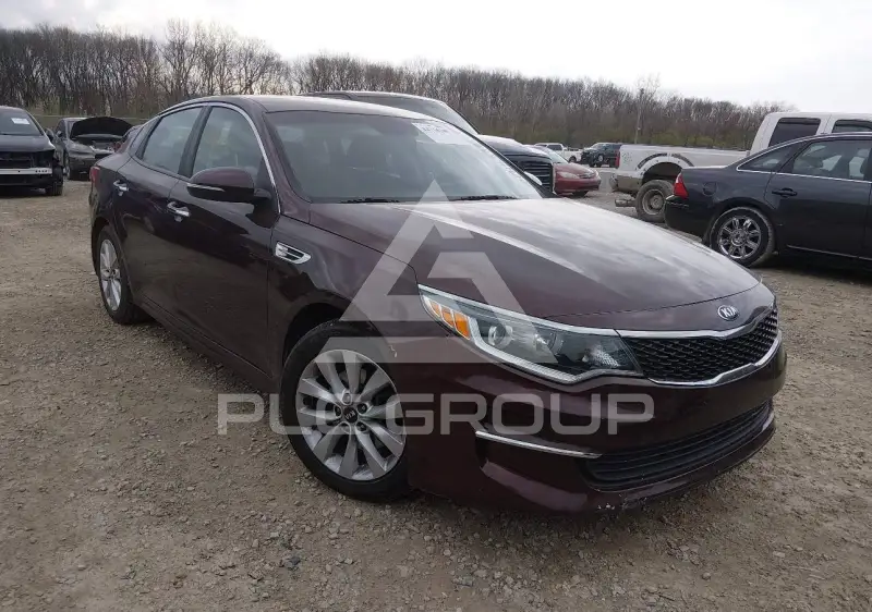 2016 KIA Optima photo