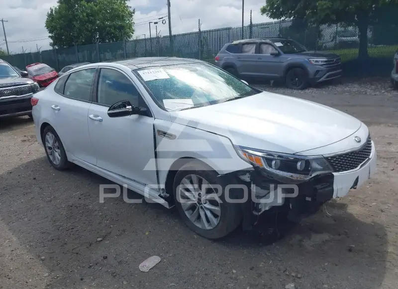 2016 KIA Optima фото