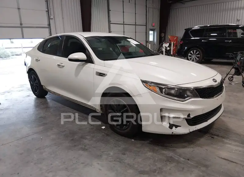 2016 KIA Optima photo