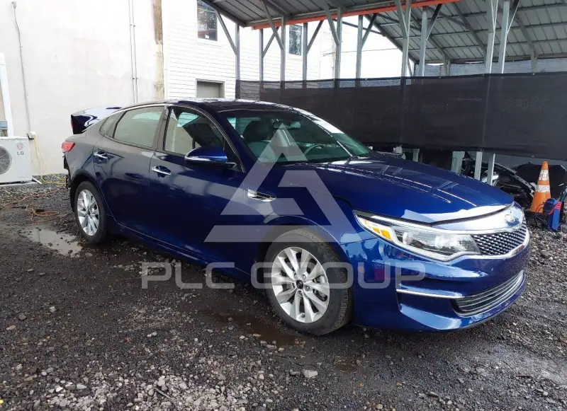 2016 KIA Optima photo