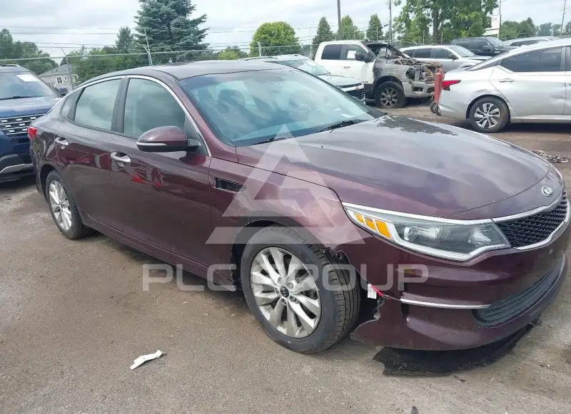 2016 KIA Optima фото