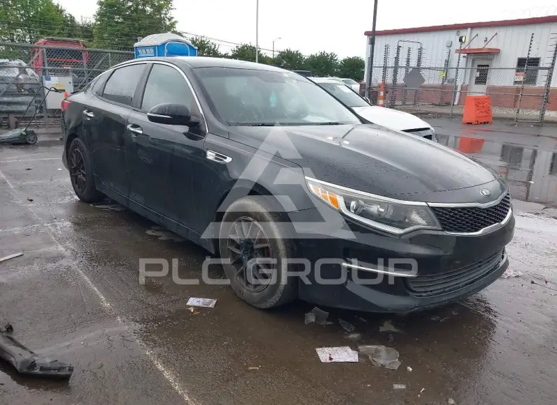 2016 KIA Optima photo