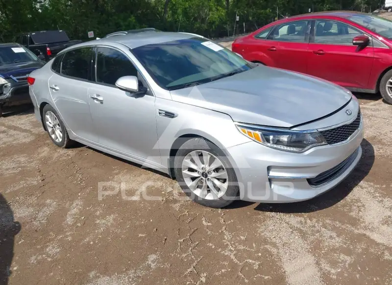 2016 KIA Optima photo