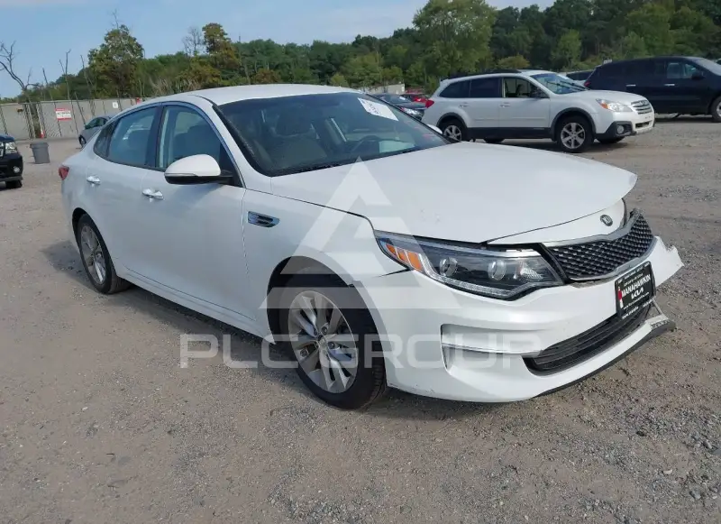 2016 KIA Optima photo