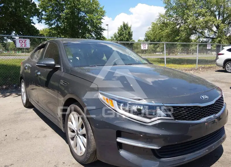 2016 KIA Optima фото