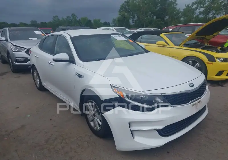 2016 KIA Optima фото