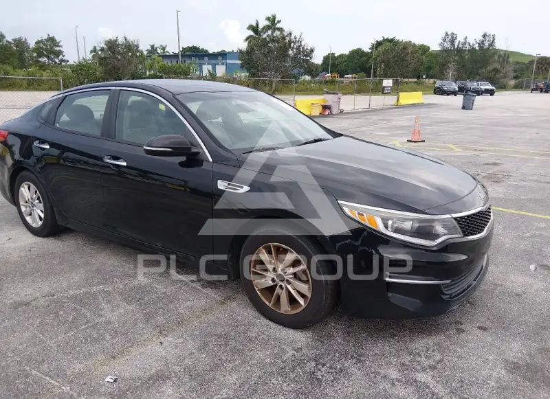2016 KIA Optima фото