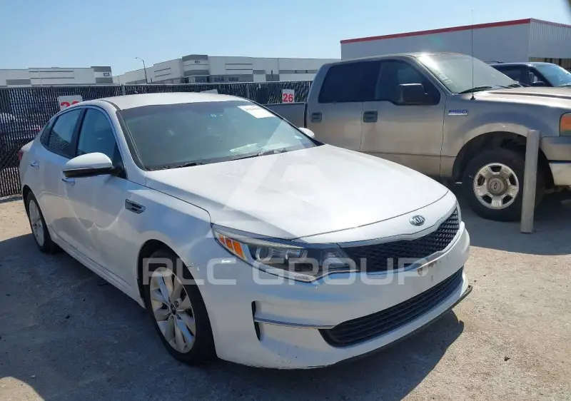 2016 KIA Optima photo