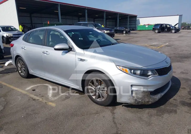 2016 KIA Optima photo