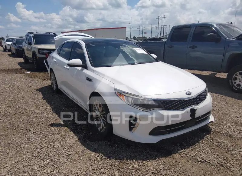 2016 KIA Optima photo