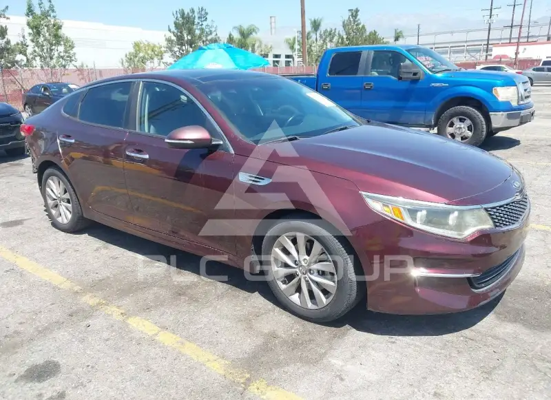 2016 KIA Optima фото