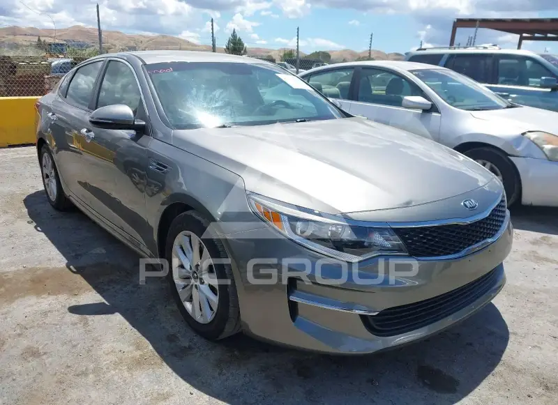 2016 KIA Optima photo