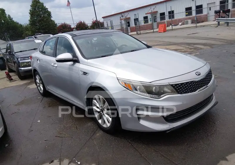 2016 KIA Optima фото