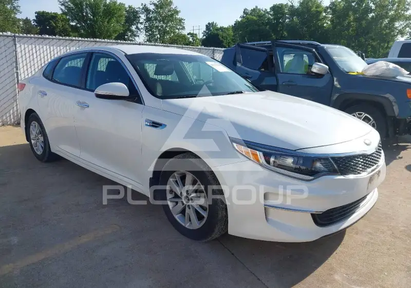 2016 KIA Optima фото