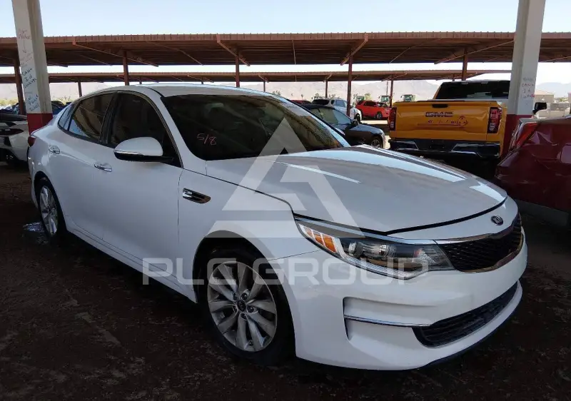 2016 KIA Optima photo