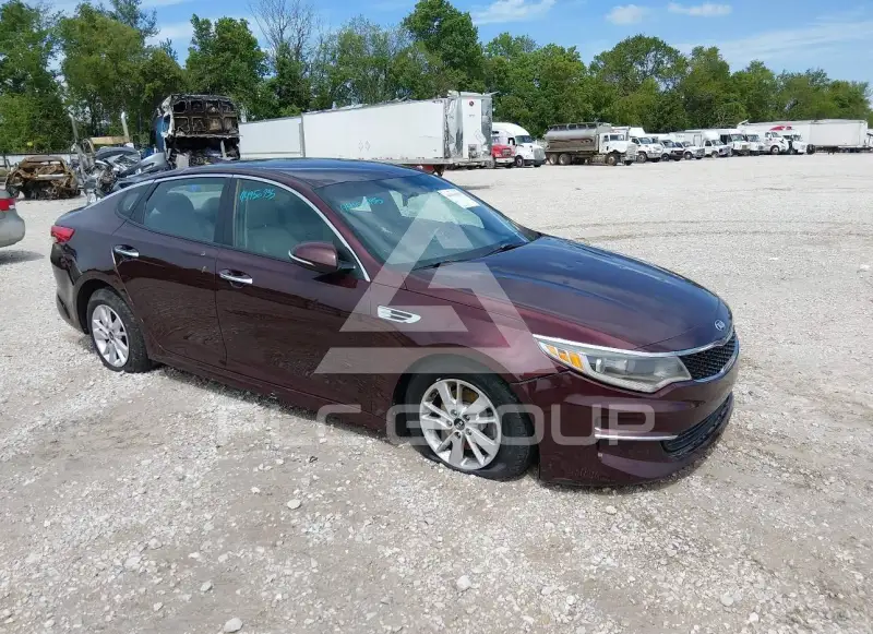 2016 KIA Optima photo
