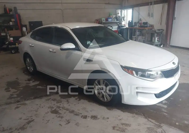 2016 KIA Optima фото